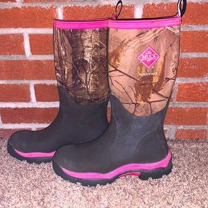 Women's Muck Woody Pink Realtree Boots